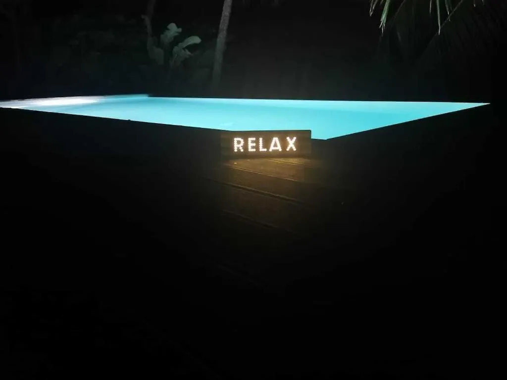Confortable T1 Le Gosier, Wi-Fi, Piscine Dans Gite Le Gosier  0*, Le Gosier (Grande-Terre)